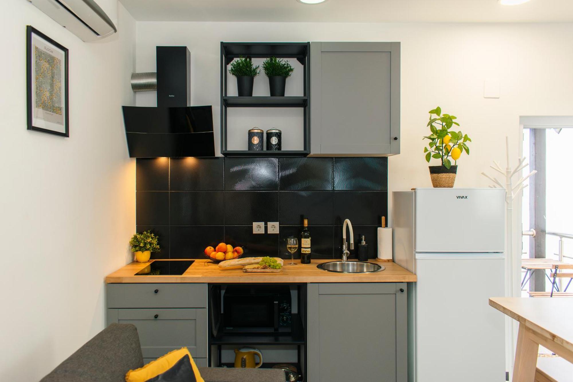 Goodlife Studio Apartment Pozega Ngoại thất bức ảnh